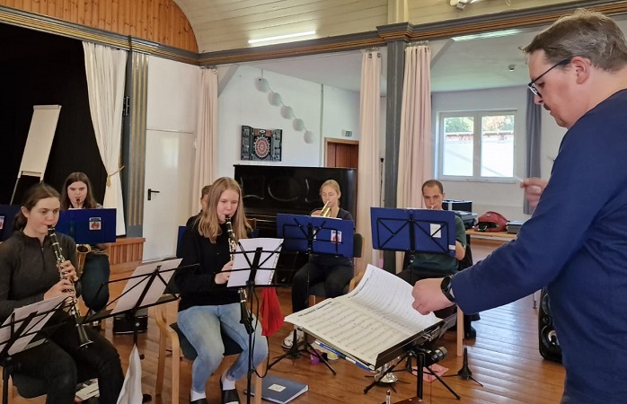 Orchesterprobe der Jugendgruppe in Himbergen